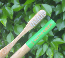 Llwythwch y ddelwedd i wyliwr yr Oriel, Bamboo Toothbrush - Battle Green
